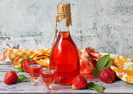 Клубничная настойка