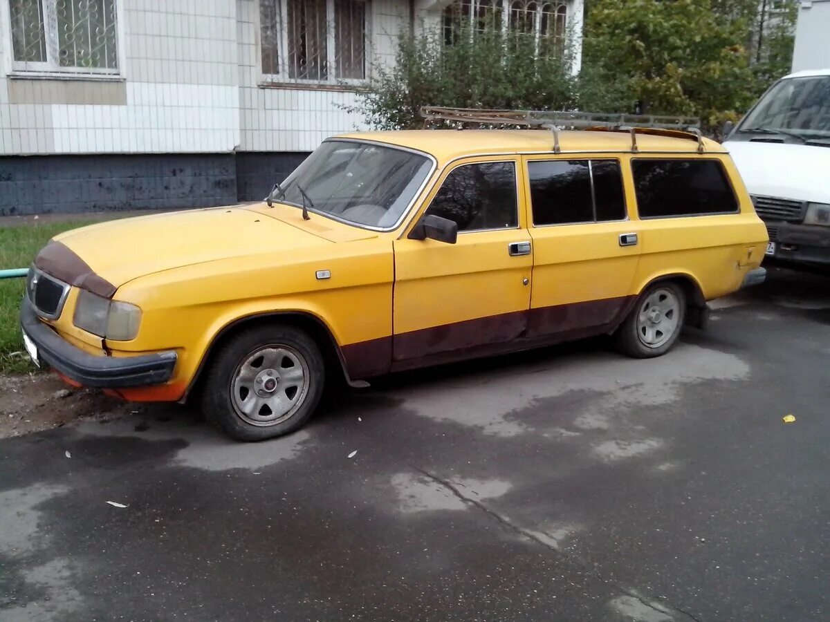 Волга универсал бу. Gaz 3102 универсал. Волга 3102 универсал. ГАЗ 3102 ГАЗ универсал. Желтая Волга ГАЗ 3102.