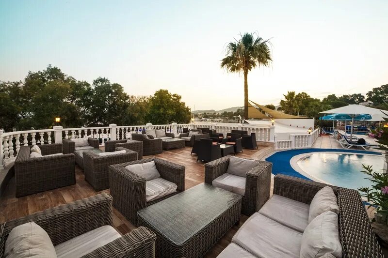Эйдж отель. Golden age bodrum hotel 4 турция. Отель фонтанка санкт-петербург. Золотая середина гостиница санкт-петербург. Отель golden age bodrum.