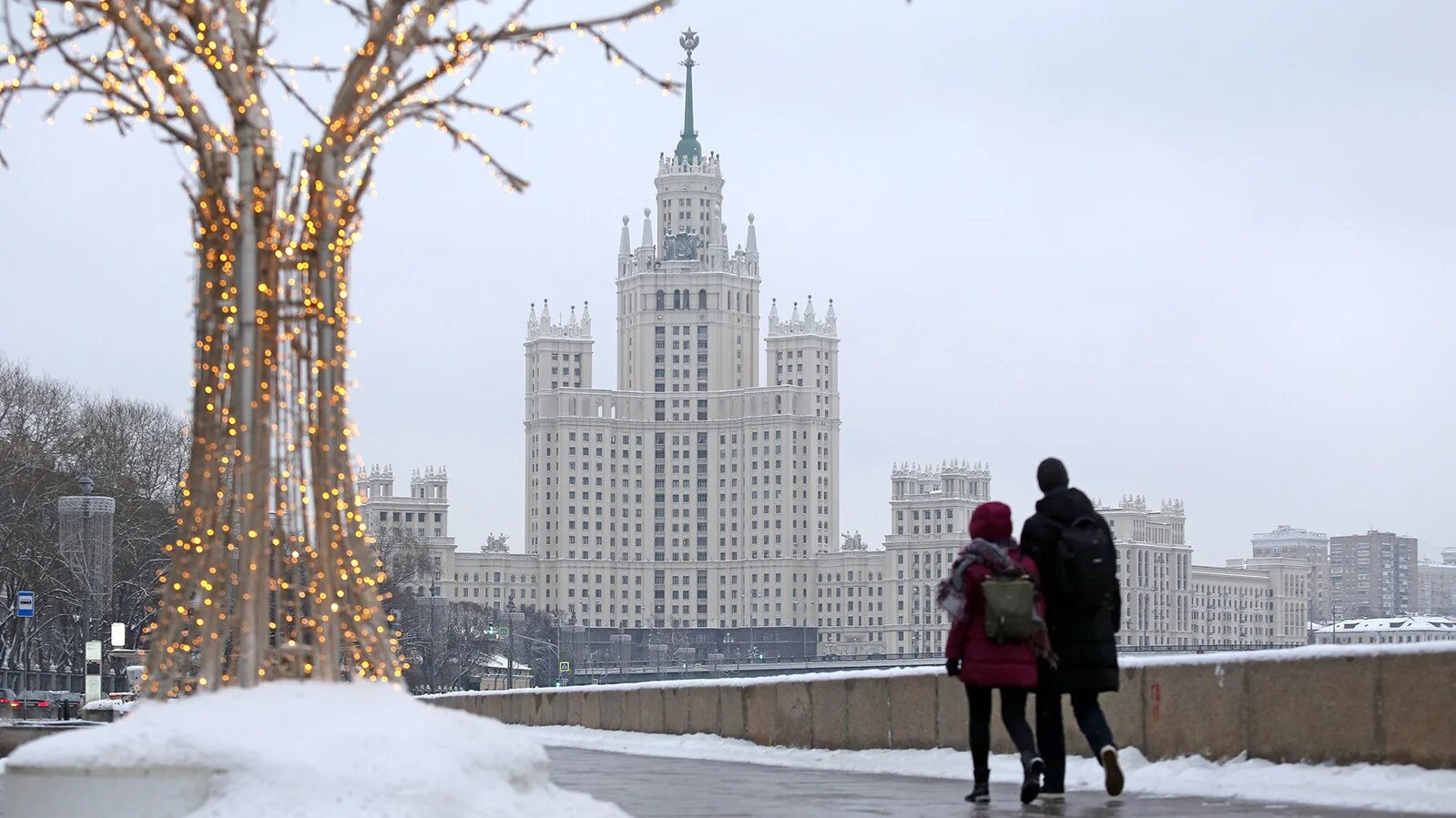 Москва зимой. Снег в Москве. Снегопад в Москве. Красивые места в Москве зимой. Москва теплая зима