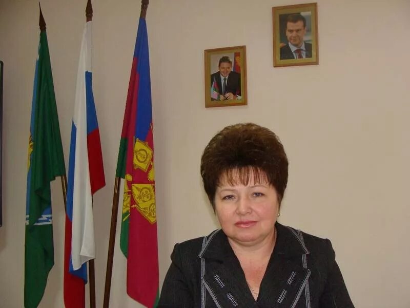 Глава управления образования. Начальник управления образования апшеронского района.