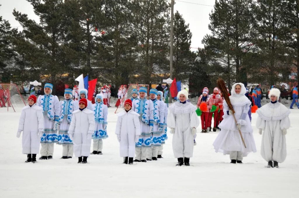 Погода в усть ишиме на неделю. Усть Ишим. Усть-Ишим Омская. Администрация Усть Ишим. Праздник севера Усть Ишим.