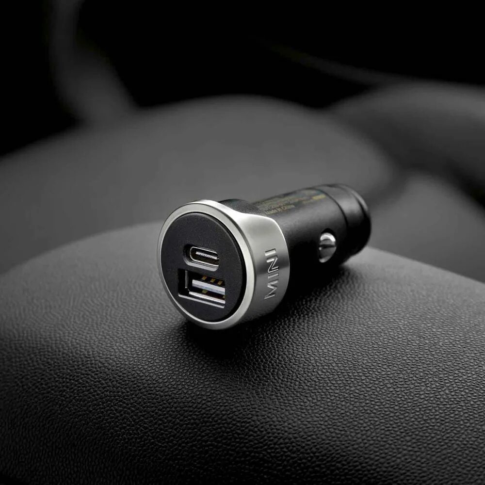 Usb type c в прикуриватель. Прикуриватель mini cooper. зарядка в прикуриватель type c и usb. bmw зарядка type c. зарядка в прикуриватель тайп си.