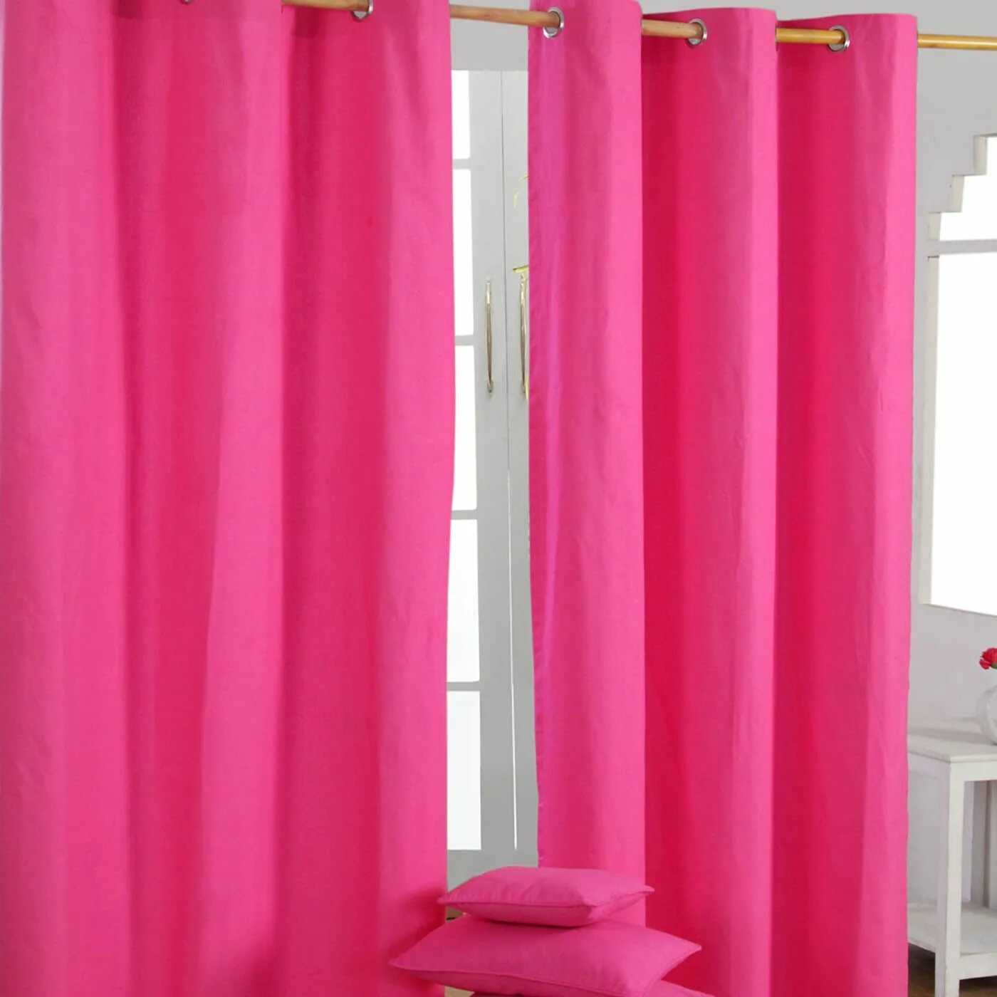 Икеа малиновые шторы. Розовые шторы. Розовые занавески. Шторы в розовую комнату.