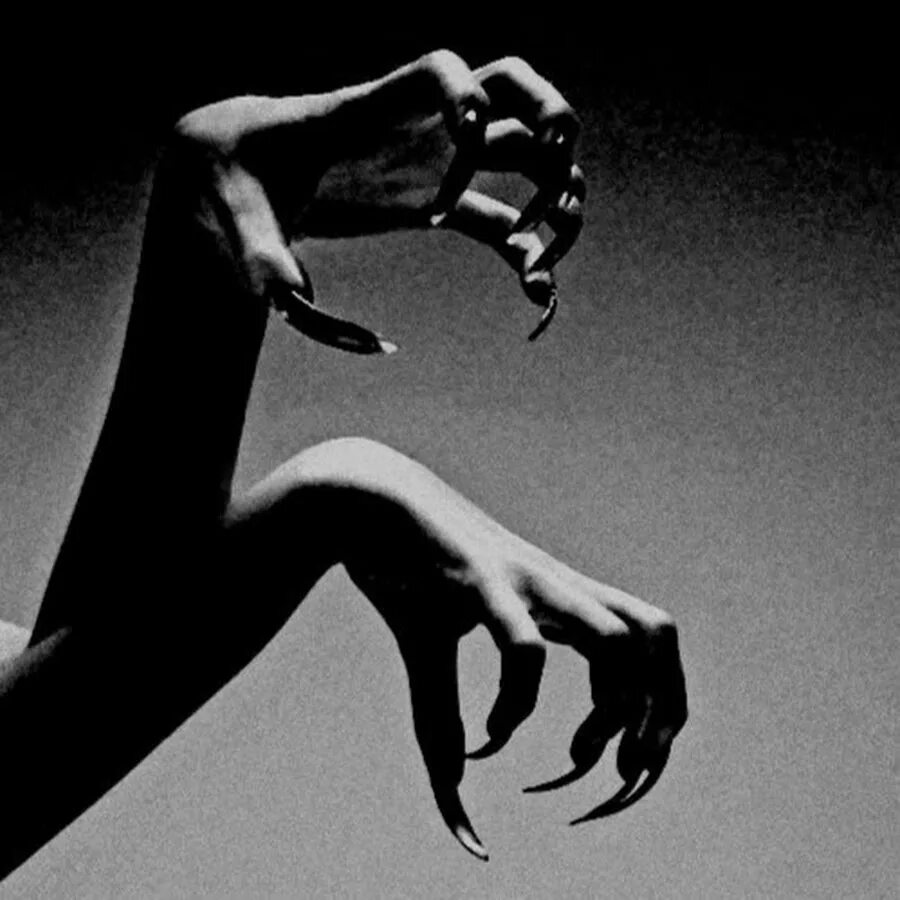 Daemon hand