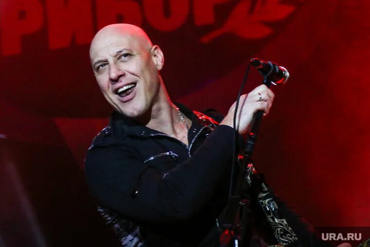 Песня мы вместе майданов. Майданов концерт 7 июня. Певец денис майданов. Сергей майданов бард. Денис майданов керчь.