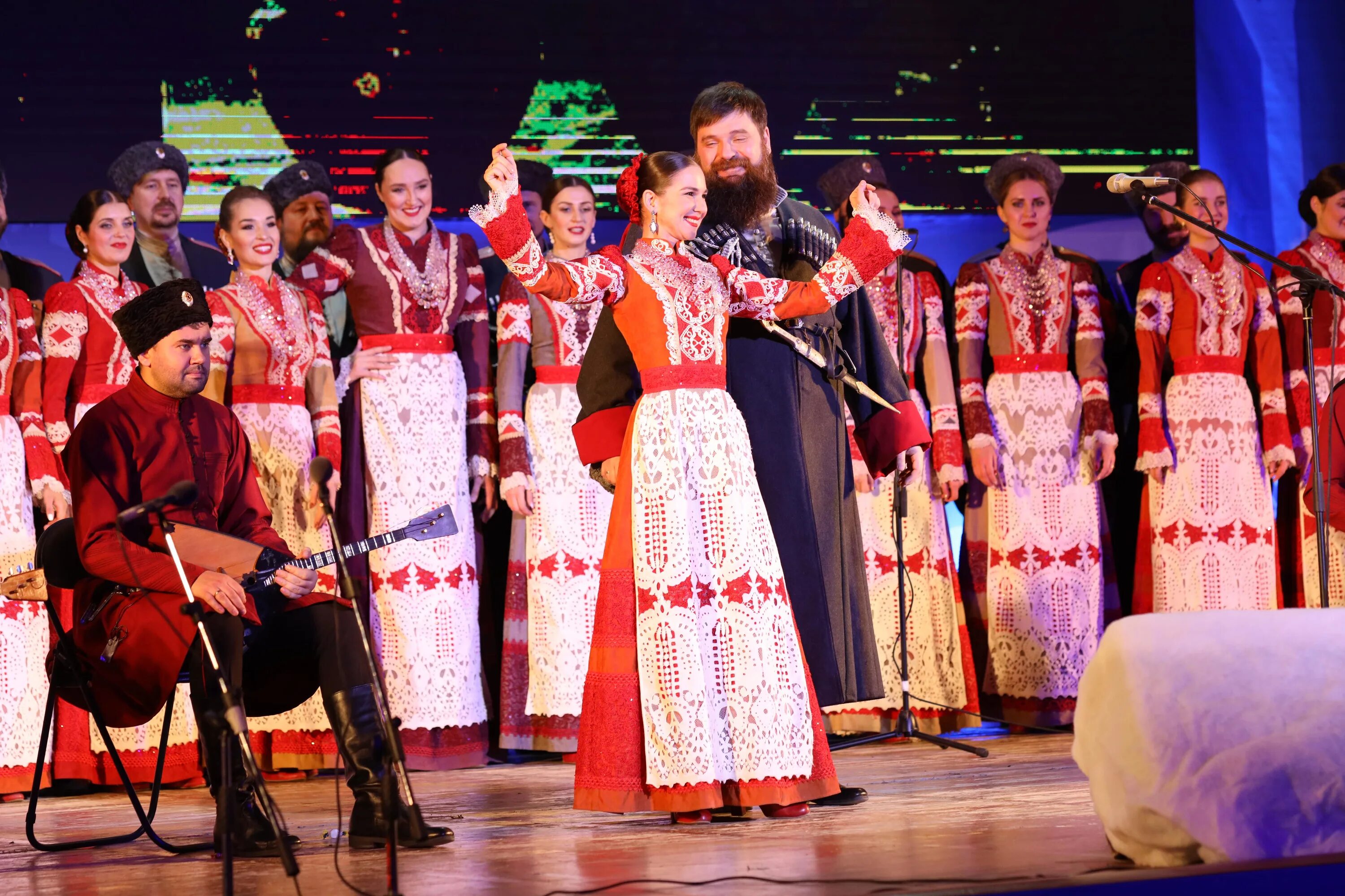 Парад кубанского казачьего войска. Кубанский казачий хор. Кубанский казачий хор. Кубанское казачье войско краснодар. Группа кубанский казачий хор.