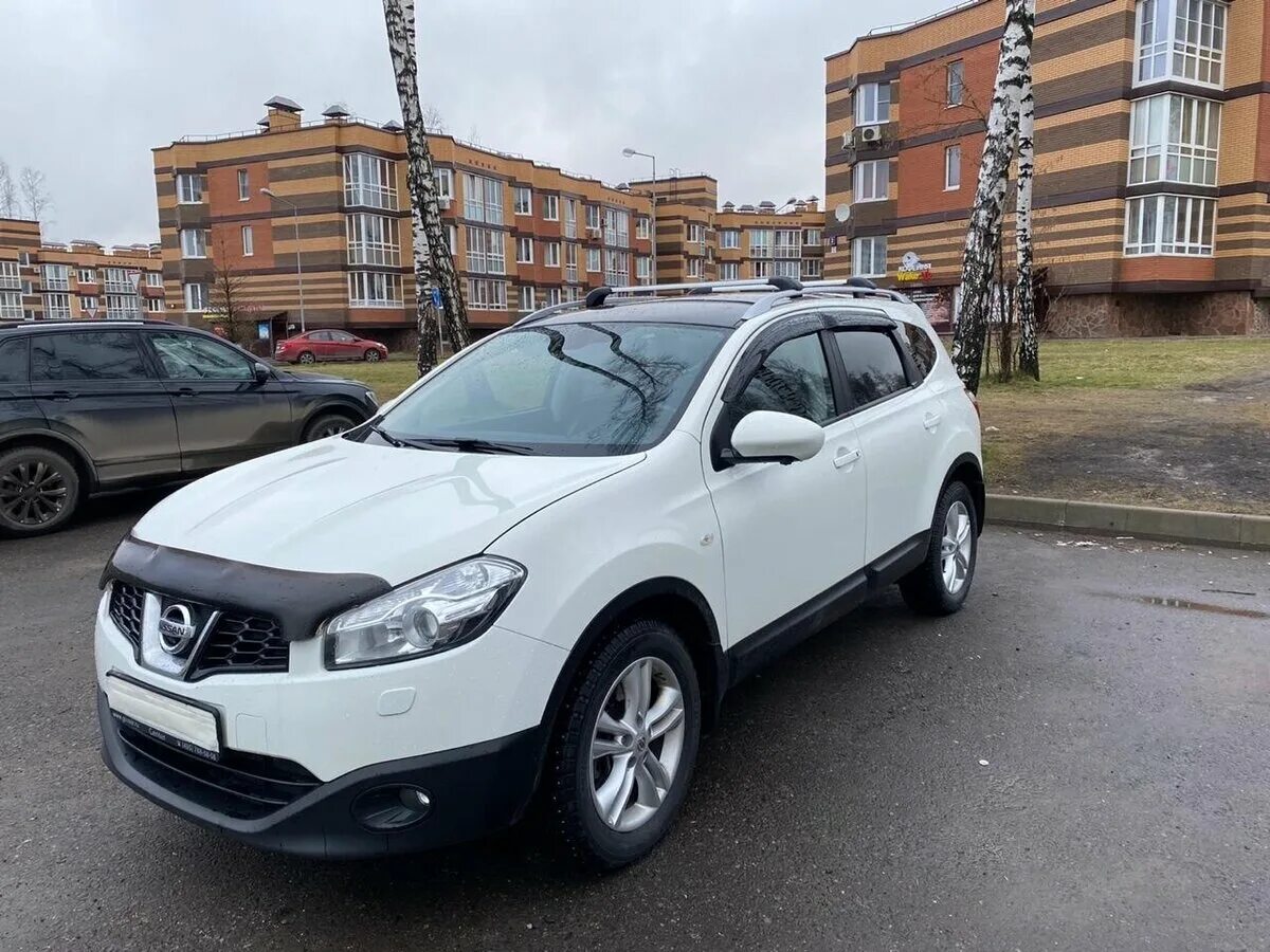 Купить кашкай нижний новгород. Ниссан Кашкай 2013 белый. Nissan Qashqai 2013 белый. Ниссан Кашкай + 2 белый. Ниссан Кашкай+2 2013 года.