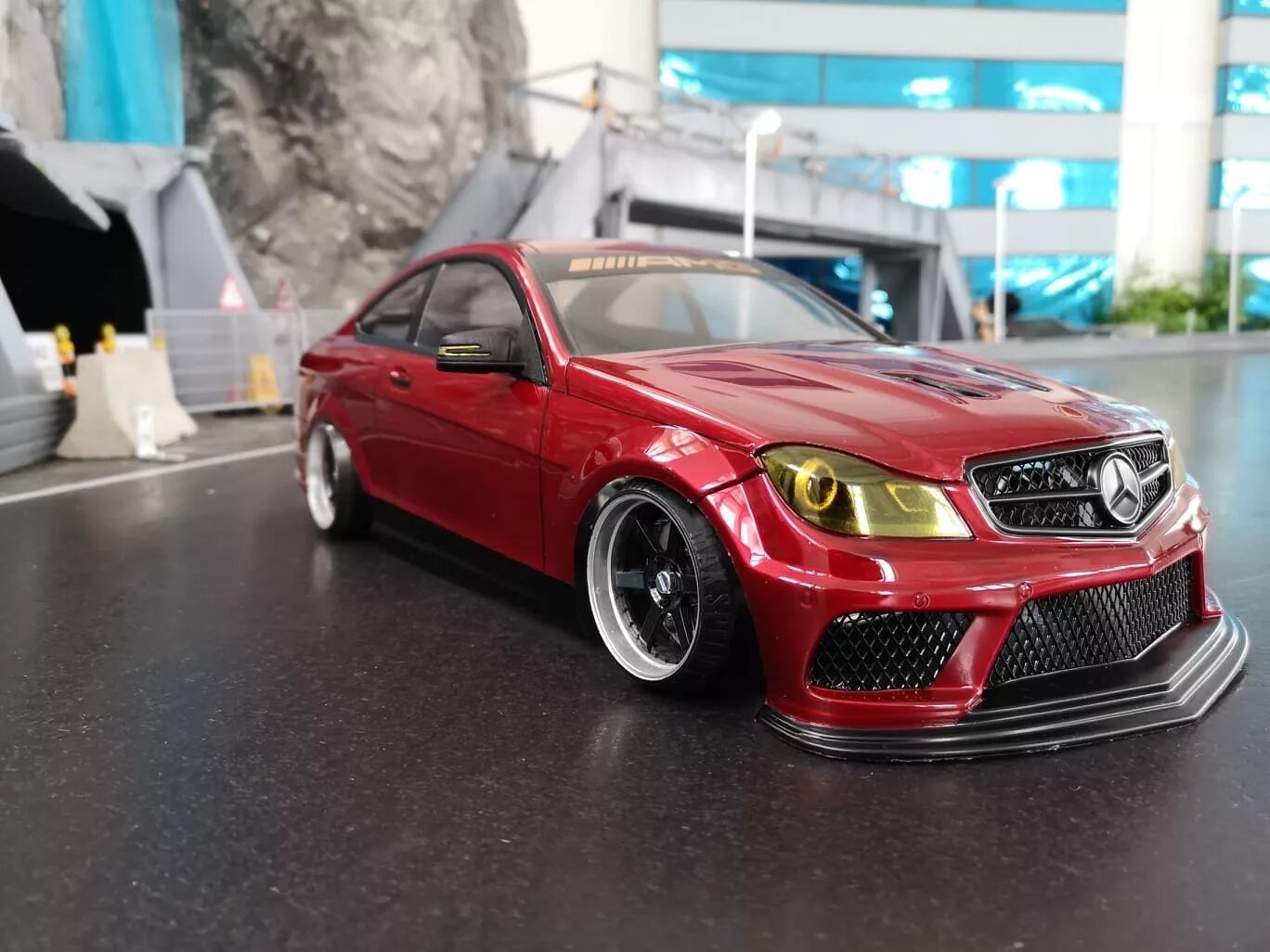 Дрифт мод мерседес. Кузову c63 amg rc модель. c204 amg autoart. w204 rc модель. c63 amg w204 дрифт.