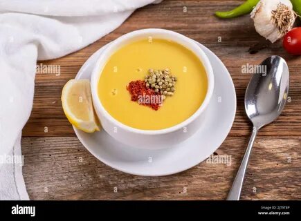 Mercimek corba, traditional Turkish lentil soup served with parsley Stock P...