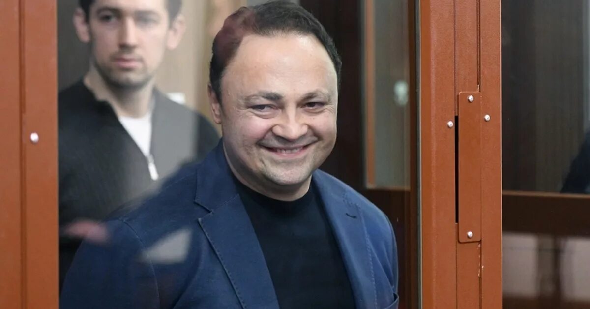 Пушкарев мэр владивостока. Где мэр владивостока. Пушкарой игар сергеевич. Пушкарой игар сергеевич. Где мэр владивостока.