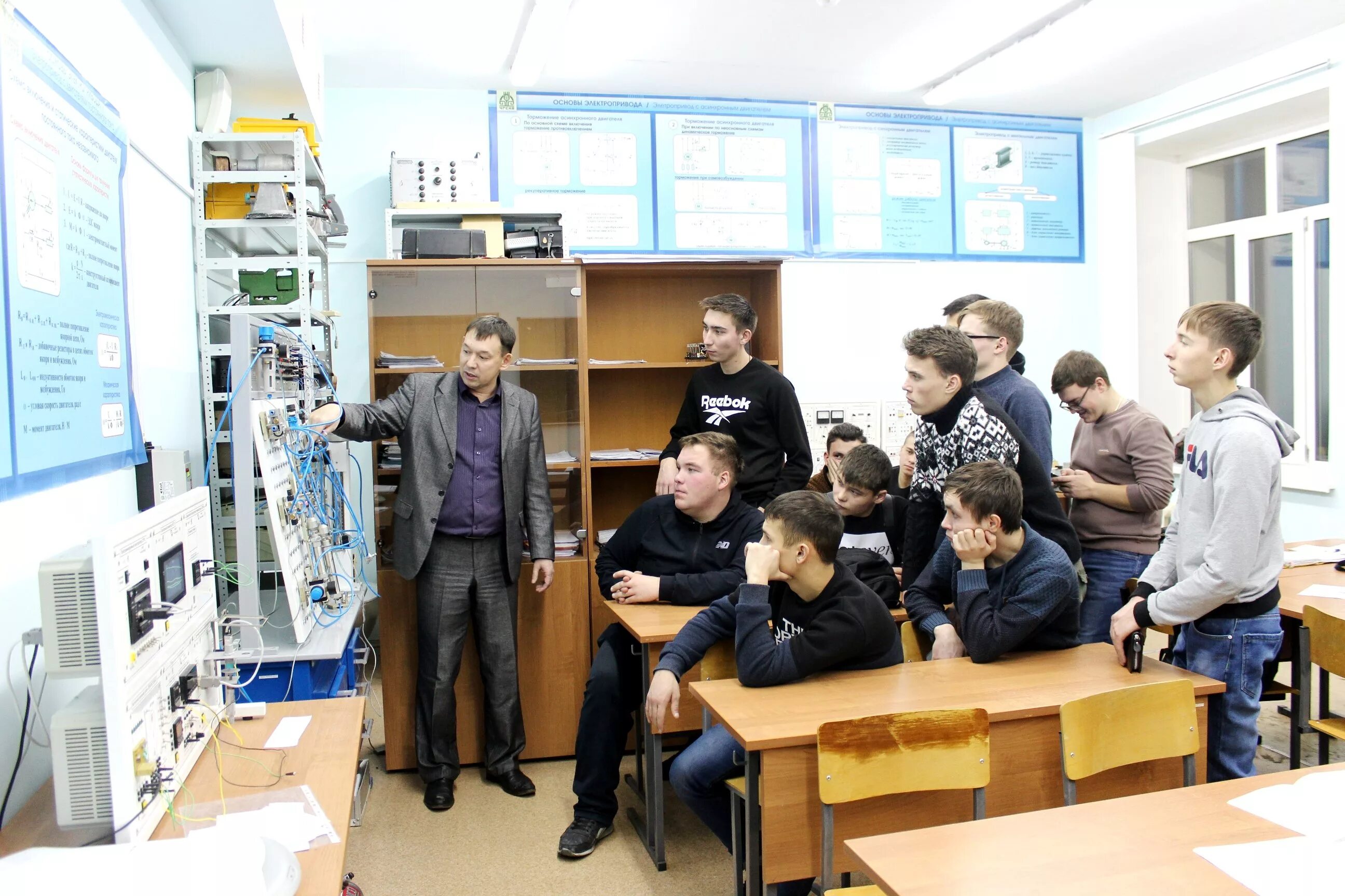 директор цатт цивильск. цивильский совхоз техникум. пугачевский аграрно технологический техникум. цивильский аграрно-технологический техникум директор. цивильский сельскохозяйственный техникум.