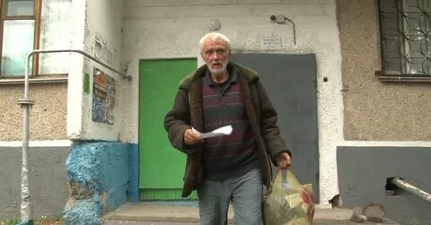 Пенсионер без квартиры