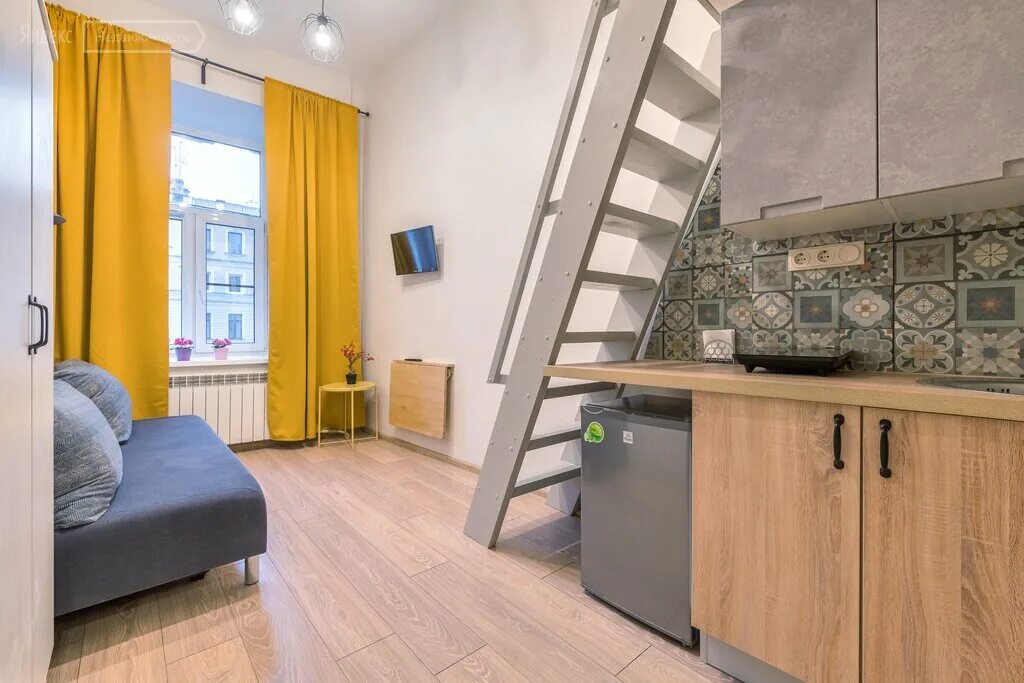 Вытянутая квартира студия. Студии в центре спб. Мини студии в спб. Квартира студия ипотека. Снять студию центр.