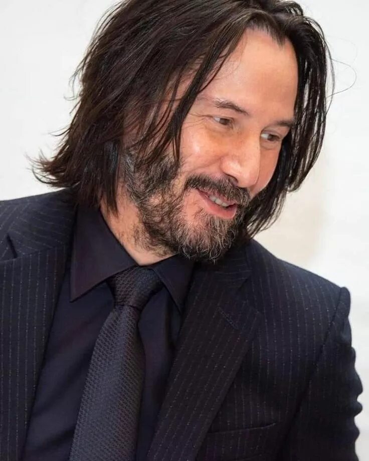 Киану ривз с хвостом. John wick джонни сильверхенд. Джон уик 3 (2019). Джон вик 3. Киану ривз без рта.