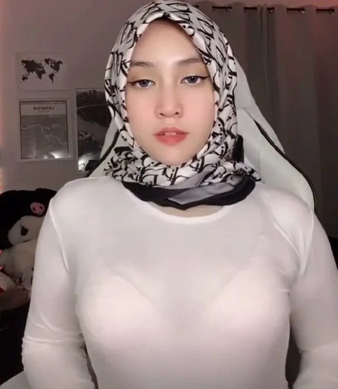 Hijab putih viral. Индонезия девушки в хиджабе. Hijab putih viral. Hijab putih viral. Abg jilboobs sma.