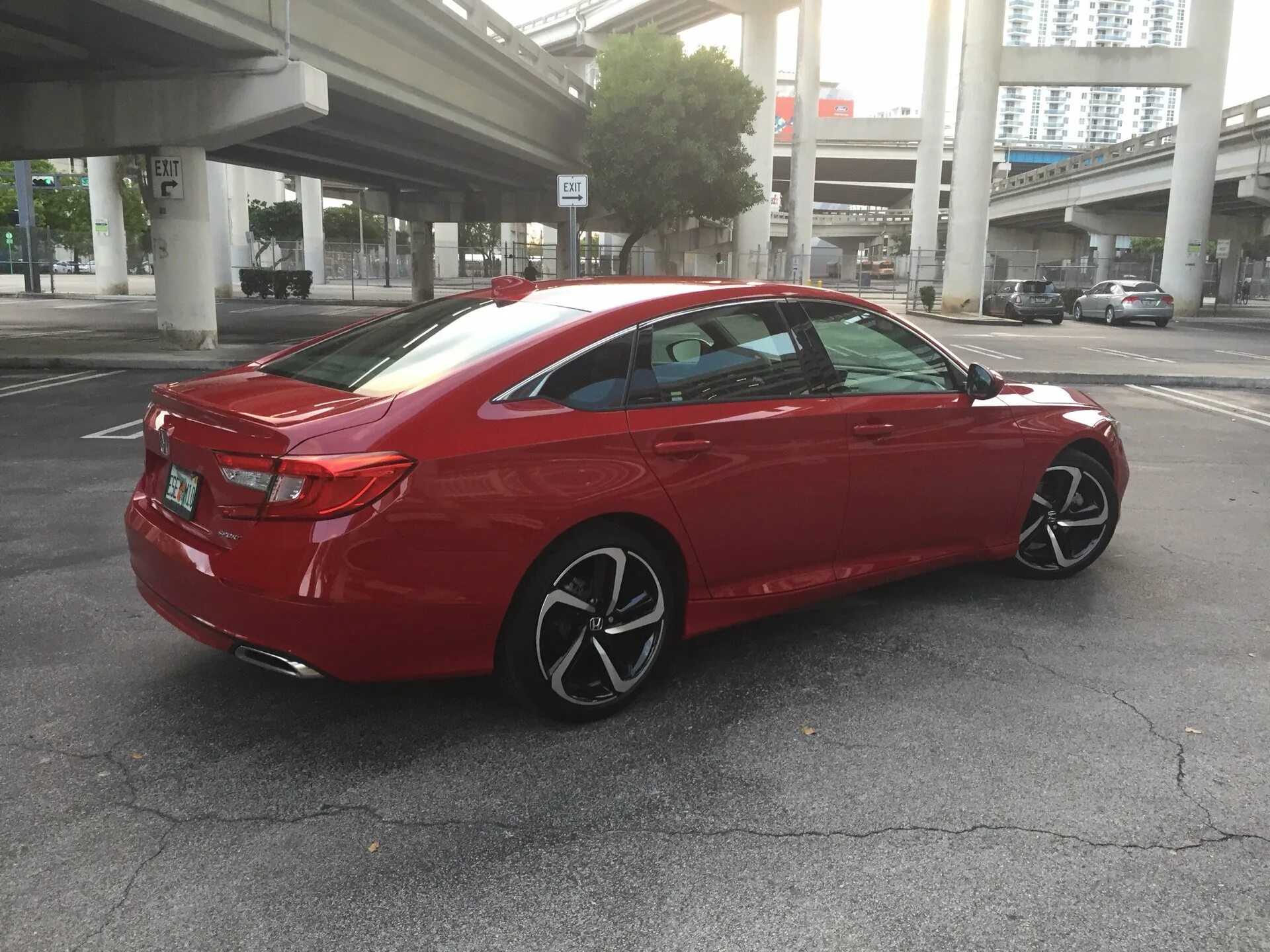 Honda accord 1. Диски хонда аккорд 10. 5. Honda accord 9 r19. Honda accord x 2021.