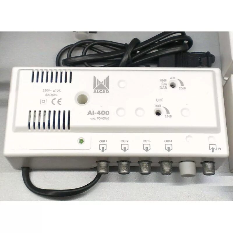 усилитель сигнала alcad. антенный усилитель alcad ai-200. Alcad al-200 антенный усилитель усилитель тв сигнала. Alcad al-100. усилитель alcad al-200.