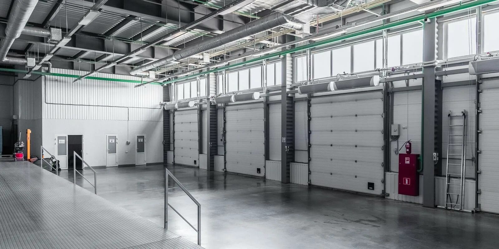 Стройка помещение. Отделка офиса. Отделка производственных помещений. Ремонт помещений на предприятии. Внутренняя отделка промышленных зданий.