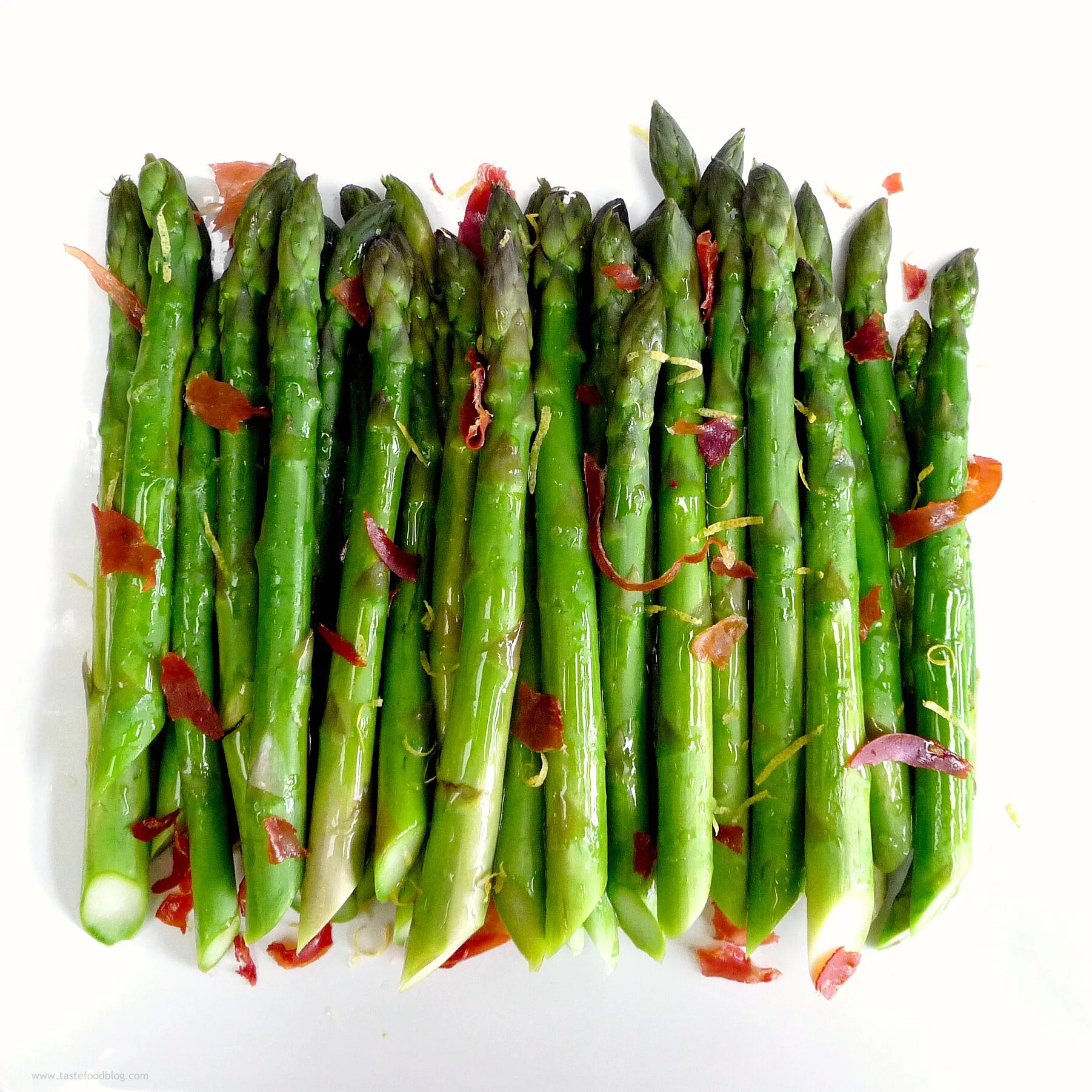 Спаржа домашняя. Asparagus-rus. спаржа деликатесная фото. asparagus chinas. сатацури.