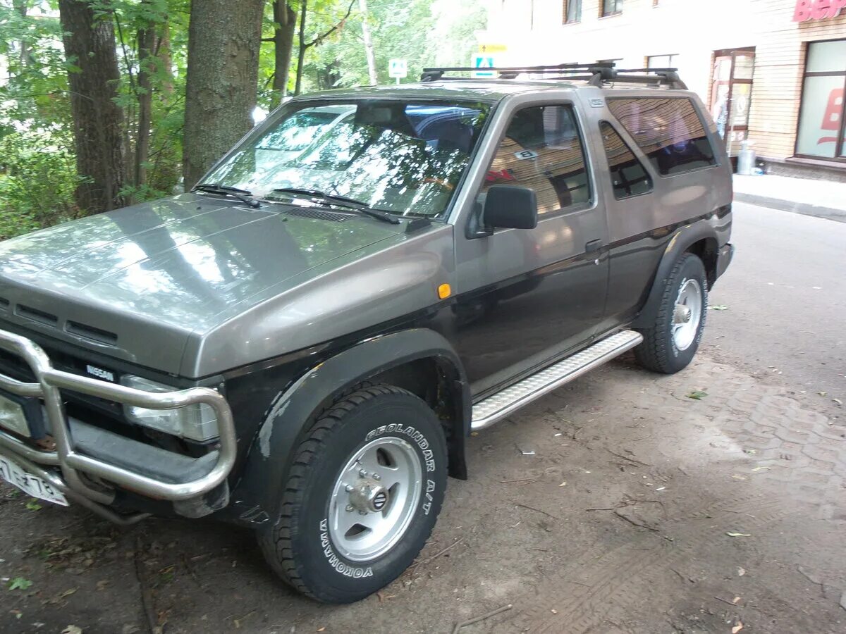 Ниссан террано 2.0 купить. Nissan Terrano 1989. Ниссан Террано 1989. Nissan Terrano 2.4 МТ 1989. Ниссан Террано 1989 года.