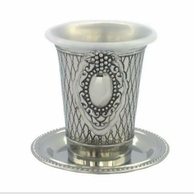 Бокал для кидуша. Еврейский кубок. Киддуш - иудаика. Бокал для кидуша серебро. Кидуш левана.