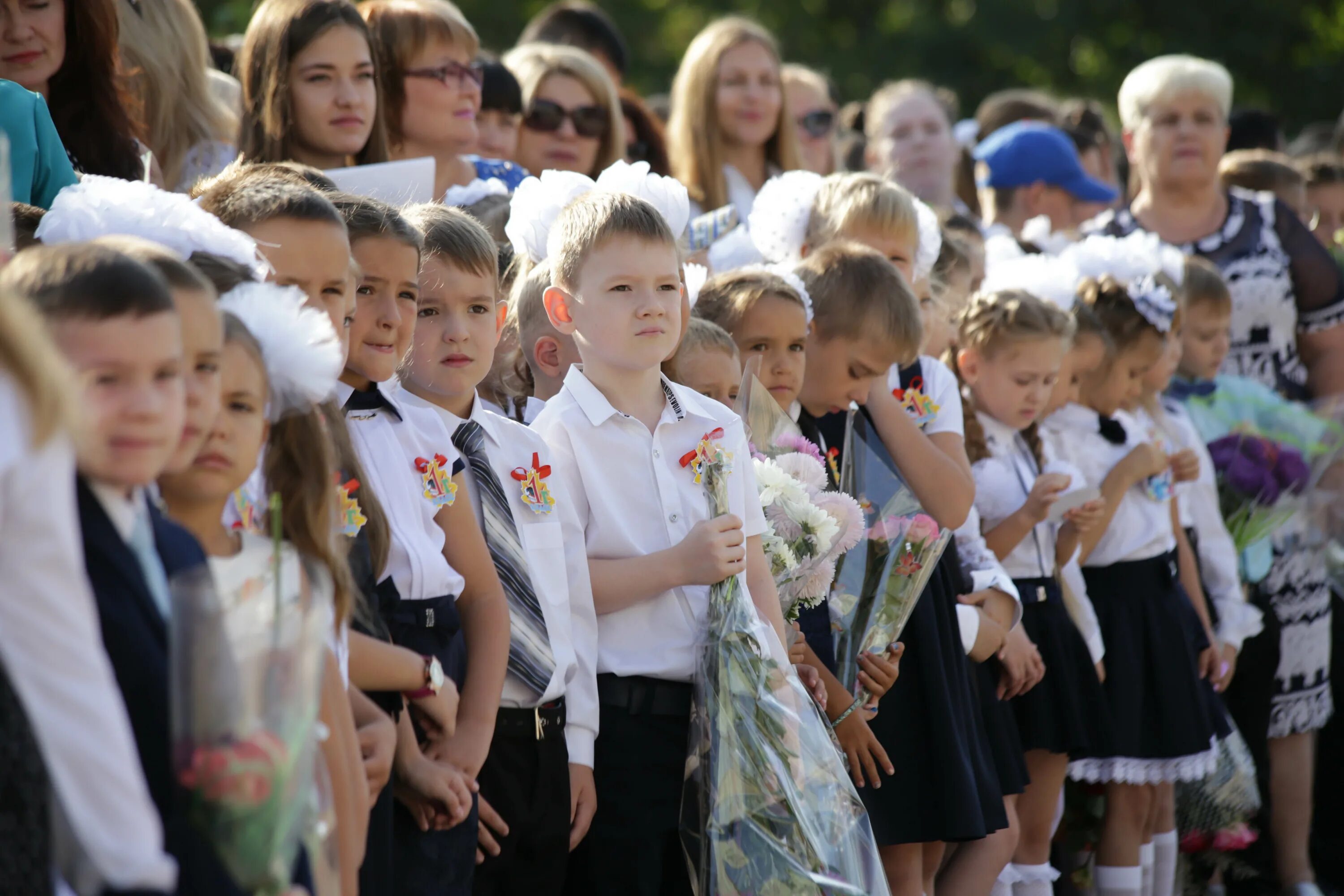 Школа 12 армавир. 12 Школа. Школа 12 Челябинск. Картинки 12 школы. 12 Школа Чебоксары.