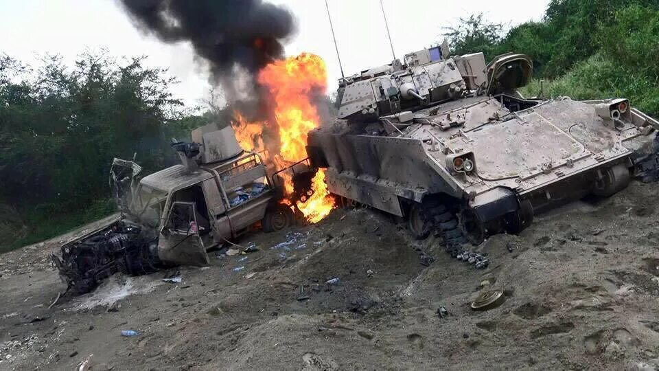 Подбитая натовская техника. Подбитые БМП m2a2 Bradley.