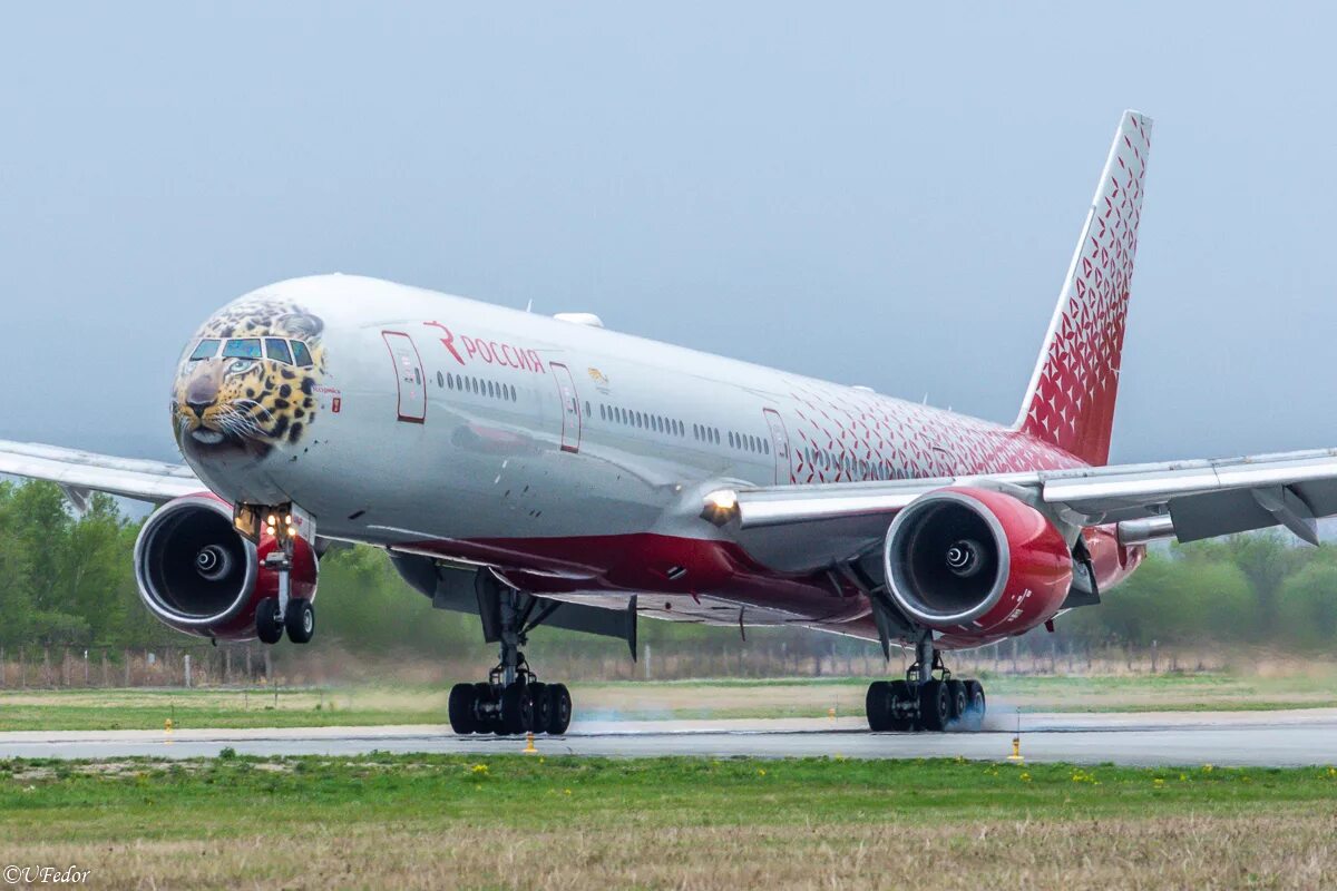 Леволет Боинг 777. Боинг 777-300er Россия. Самолёт Boeing 777-300er. Леолëт Боинг 777.