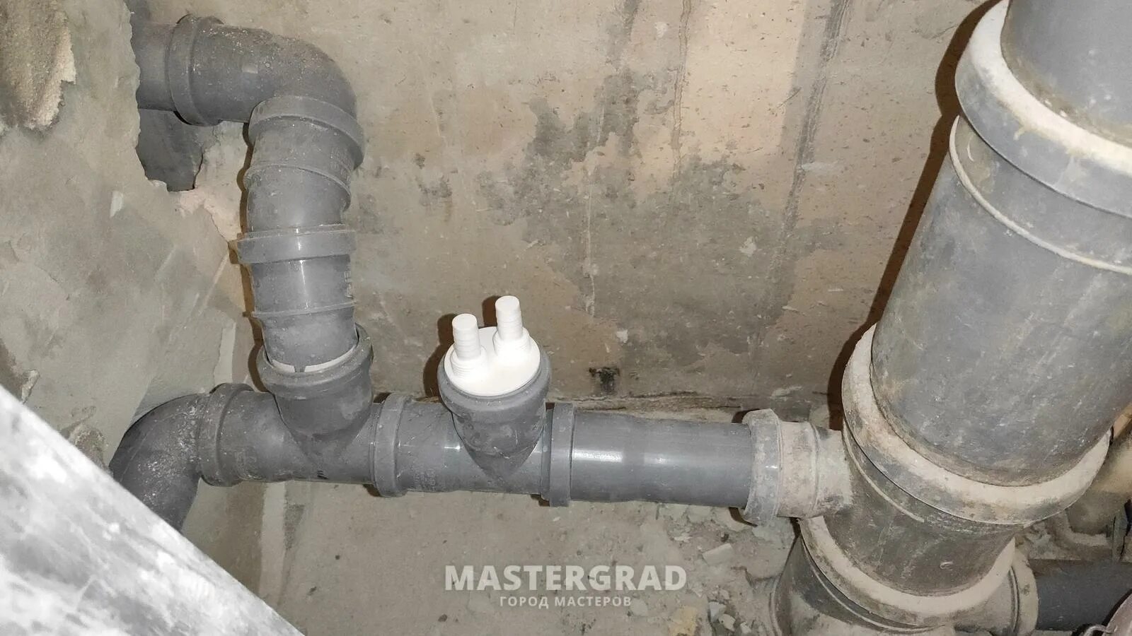 Разрыв струи для канализации ф 110. Разрыв струи в канализации что это такое. Воздушный разрыв в канализации. Воздушный разрыв в канализации пищеблока.