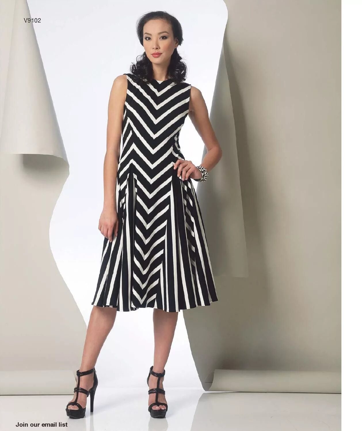 Vogue dresses. Просторная одежда. Vogue dresses. Vogue dresses. Vogue dresses.