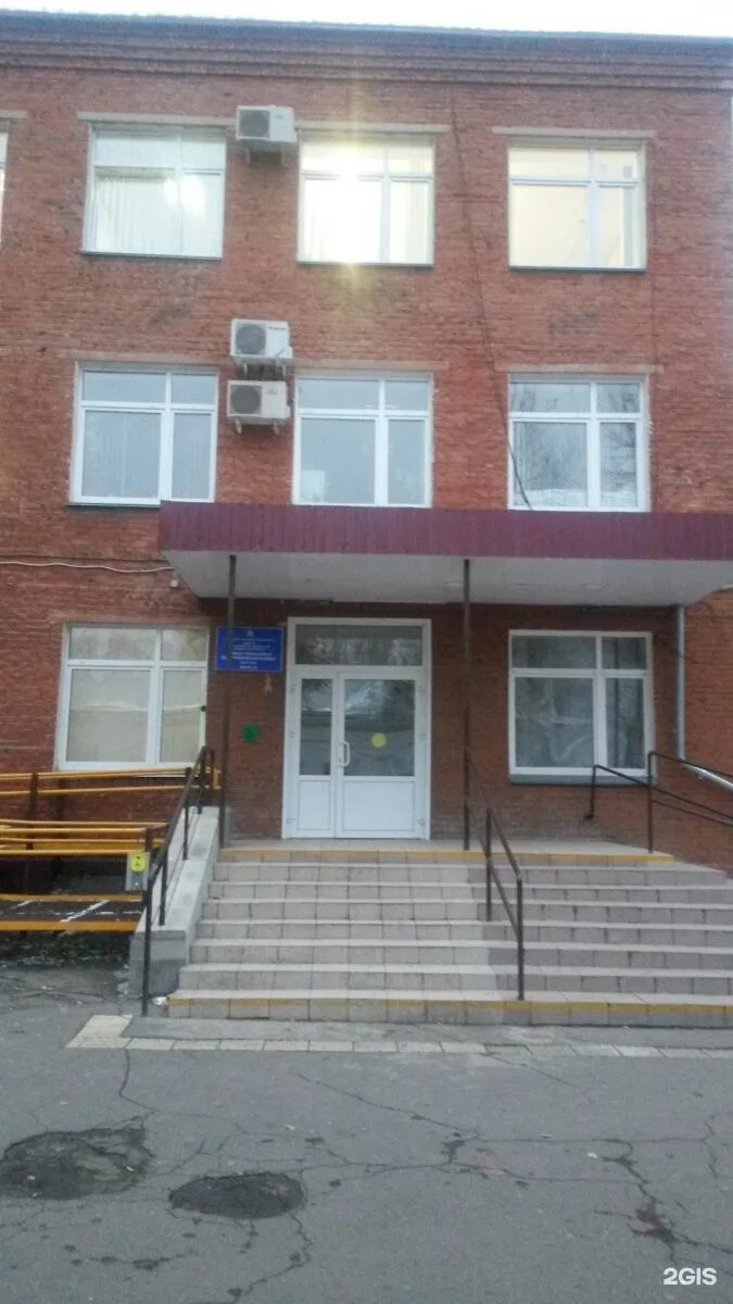 Омский колледж торговли экономики и сервиса. Сибирский многопрофильный колледж. Много профельный колледж омск. Колледж на северных омск. Омский региональный многопрофильный колледж омск.