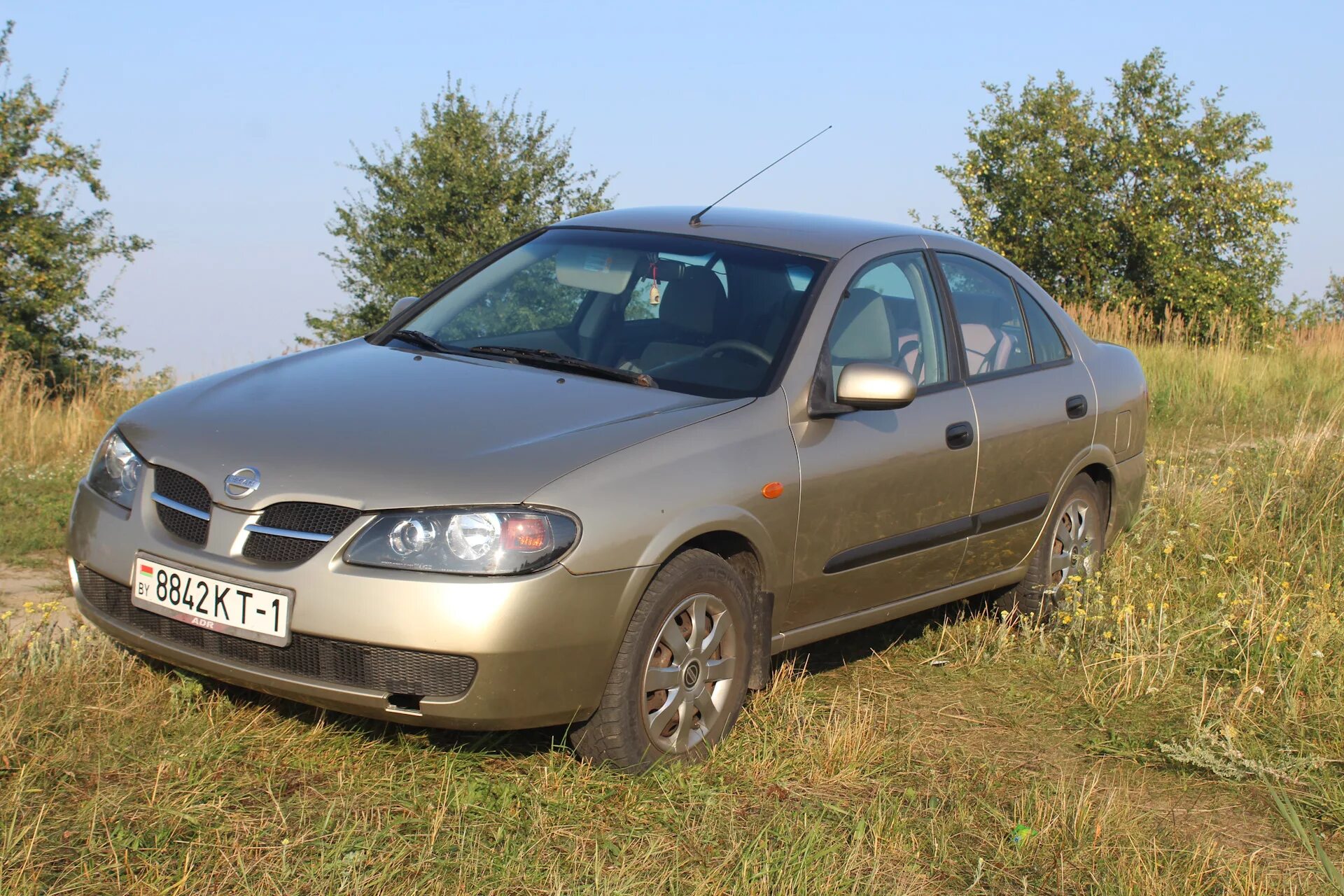 Ниссан альмера поколения. Nissan Almera 1. Ниссан Альмера 1.8. Nissan Almera n16. Nissan Almera 2.