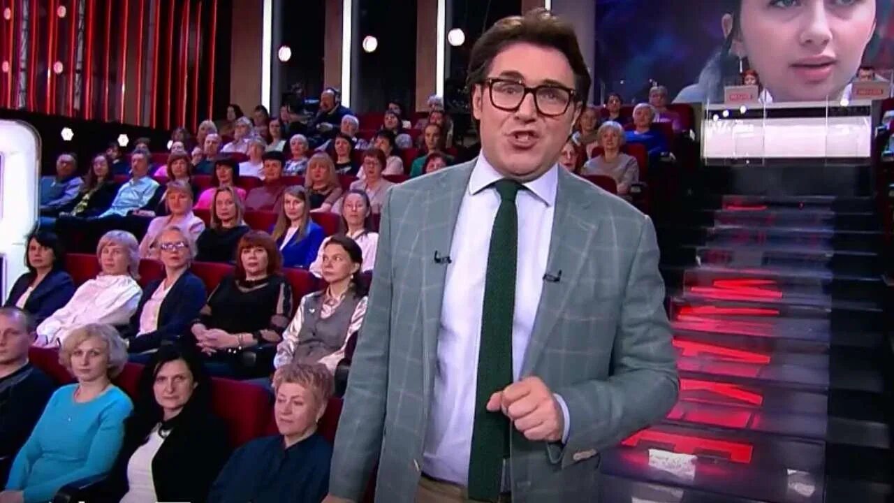 Муз тв. Карло конти. Битва каверов ведущие. Муз тв. Ток шоу тема.