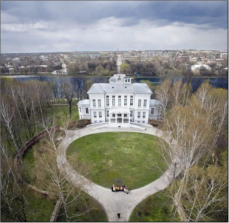 Богородицк дворец-музей графов бобринских. Город богородицк дворец музей. Тула г богородицк. Тула г богородицк. Богородицкий дворец музей тульская область.