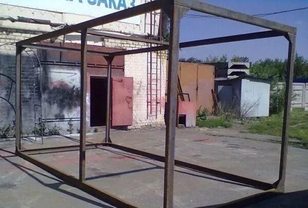 Бытовка из уголка. Каркас бытовки 2.4х6 метал. каркас бытовки 2х2 из профтрубы. металлический каркас бытовки из уголка. каркас вагончика бытовки из металла.