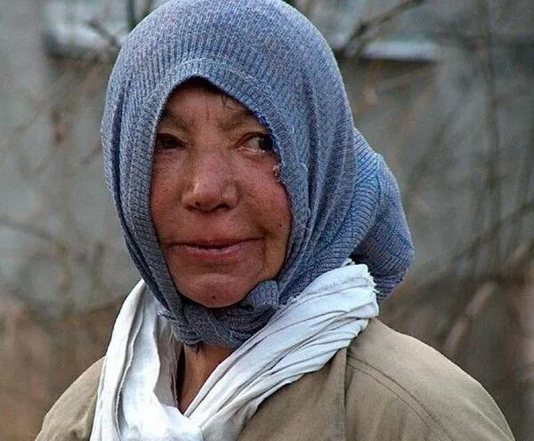 женщина бомж