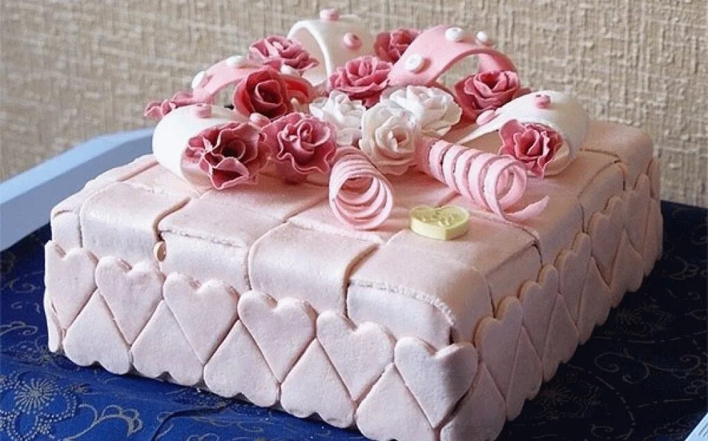 красивые кремовые торты. свадебный торт прямоугольный. торт с желтыми розами. торт квадратный мастика. украшение прямоугольного торта.