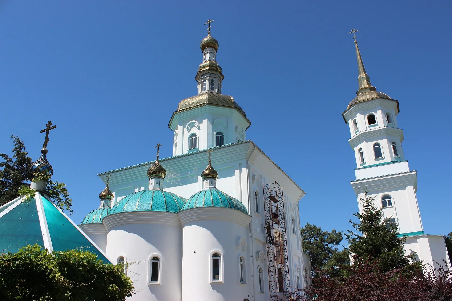 Апшеронск часы. Апшеронск Краснодарский край. Монастырь Нерушимая стена Апшеронск. Апшеронск фото города.