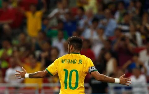 Com quatro gols, Neymar se iguala a nomes como Zico, Romário e Careca.