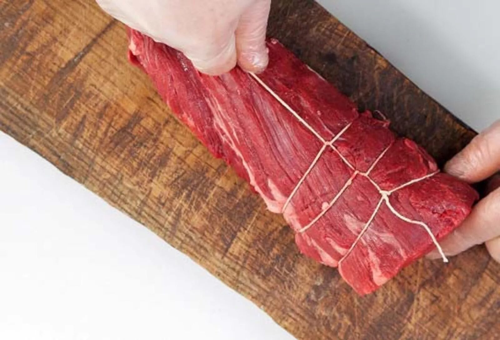 Вырезка на второе. Вырезка на второе. Филе миньон из говяжьей вырезки. Ростбиф говяжий аргентина. 02 вырезанная.