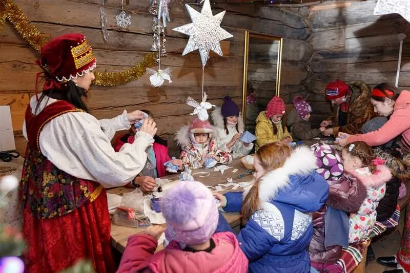 Алексей транковский святки. Подарки на святки. Колядки перед рождеством. Угощения на святки. Подарки на святки.