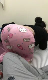 ريتويت يا ديوث لونفسك تشوف اختك تحت زبي. 