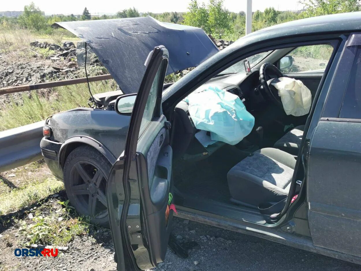 ДТП на "объездной" у родника Петрозаводск. ДТП ВАЗ 2104 удар в водительскую сторону. 20 Сентября 2022 авария на Никельско дороге Орск.