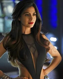 Isabelle Lightwood, Shadowhunters Tv Show, Shadowhunters The Mortal Instrum...