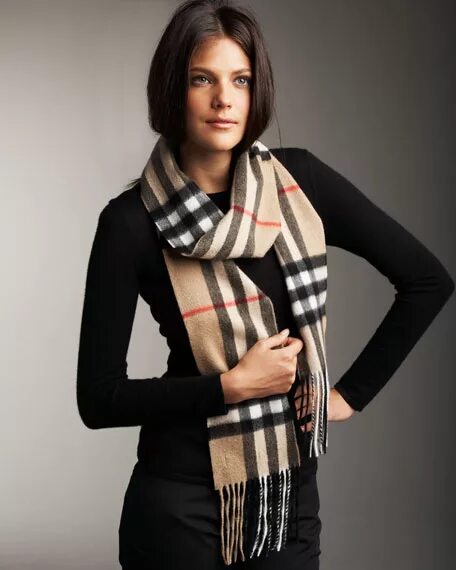 Шарф burberry cashmere. Burberry prorsum платок. Как носить шарф барбери. Как носить шарф барбери. Шарф барбери цум.