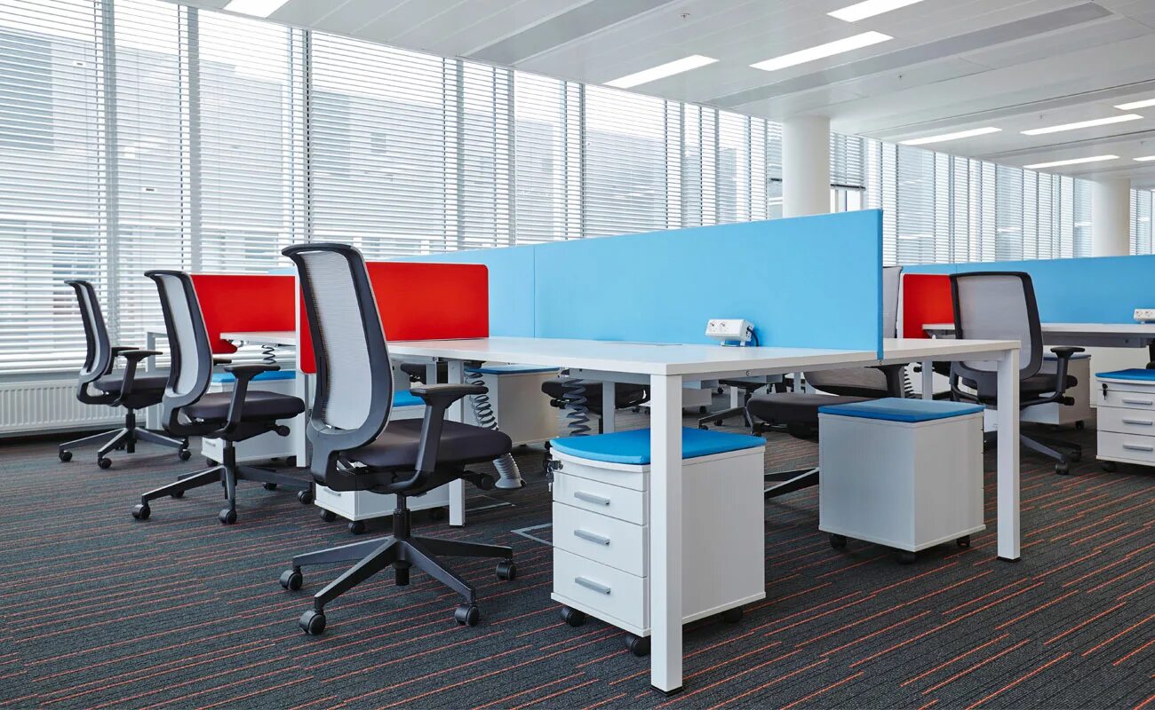 Акустические экраны для офиса. Офис систем. Бэкграунд помещение офис. Алсав gloss. Планировка офиса на 4 человека.