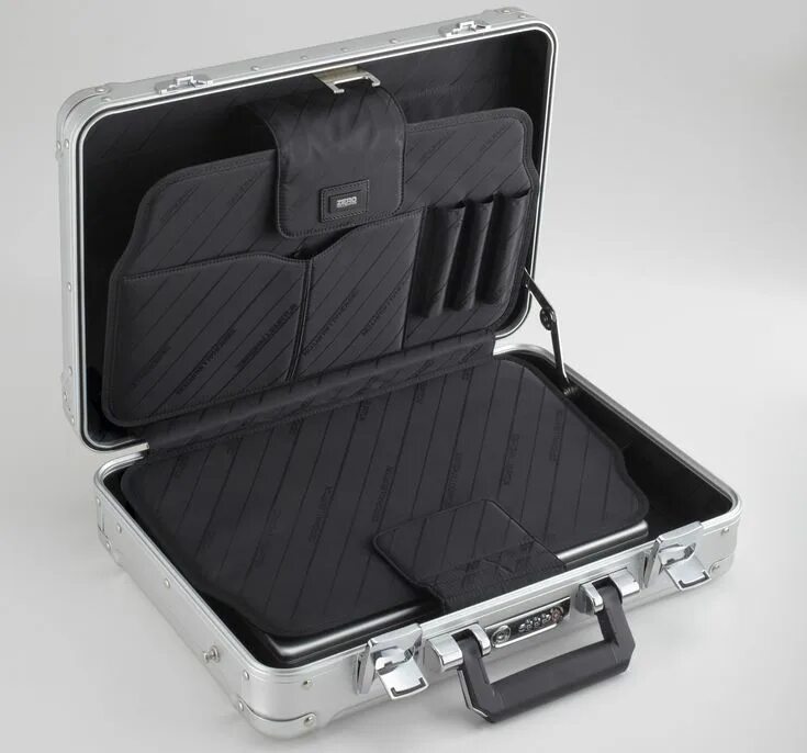 Железный кейс. Алюминиевый кейс Zero Halliburton для 17 ноутбука. Zero Halliburton чемодан. Алюминиевый кейс Fit 43x31x13cm 65620. Атташе кейс алюминиевый.