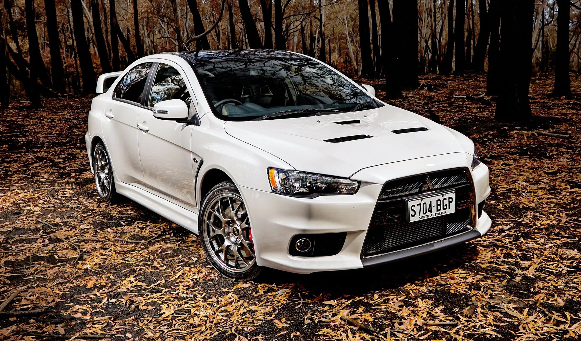 Мицубиси 10. Митсубиси ланцер 10 EVO. Лансер 10 Эволюшн. Mitsubishi Evolution 10. Lancer Evolution 10.