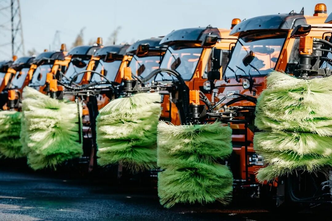 Карта работы коммунальной техники. Коммунальная техника. Коммунальная техника зимой. Коммунальная техника Москвы.